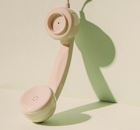 Téléphone vintage beige
